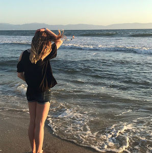 Meet your Posher, Arinna